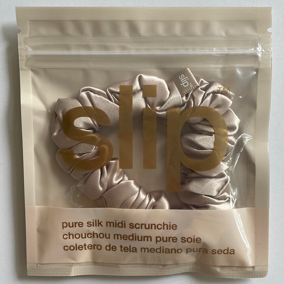 NEW Silk 100% pure silk midi scrunchie in caramel - Picture 2 of 4